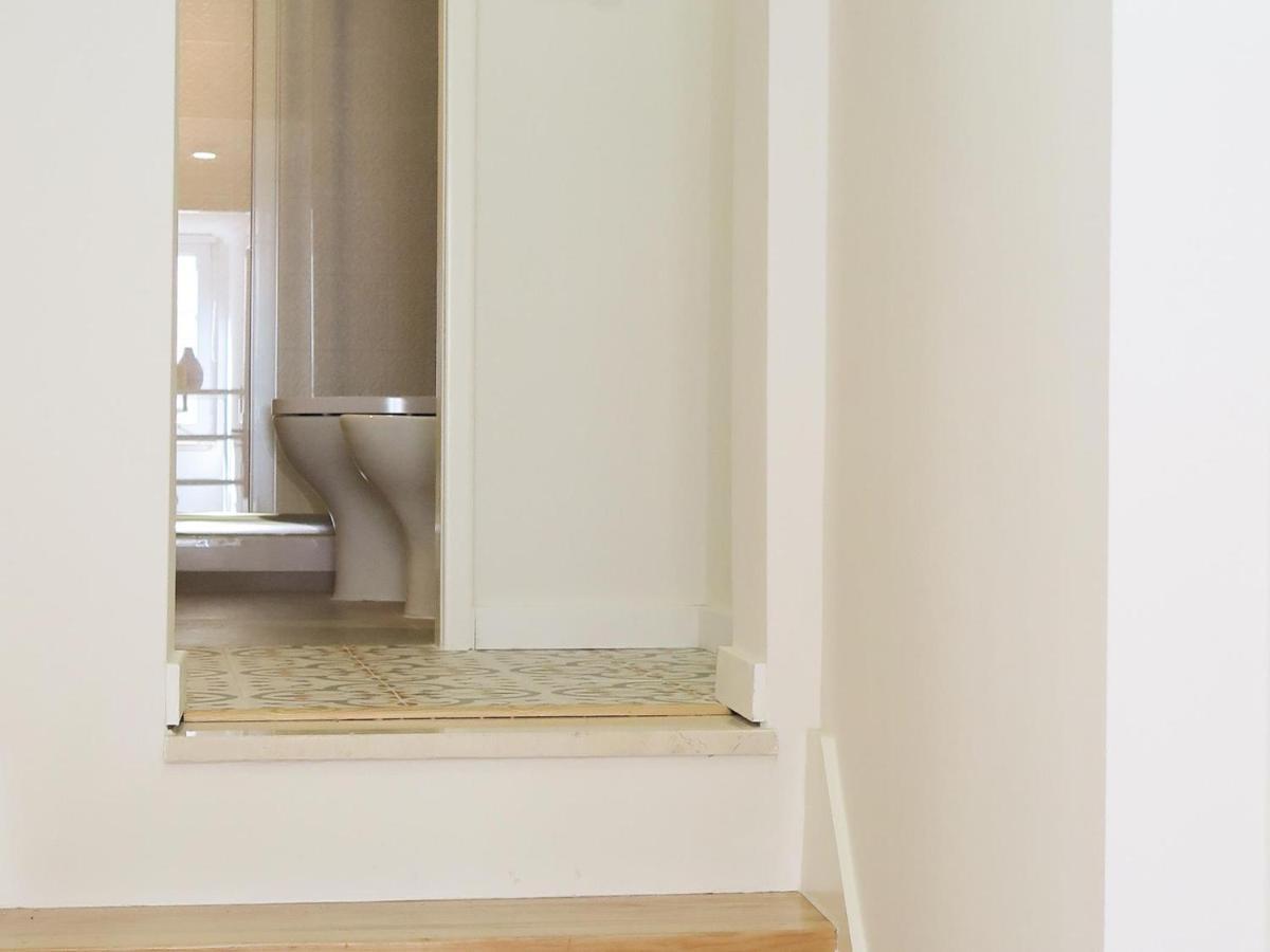 Historic Alfama Apt With Modern Style Lisboa Exterior foto